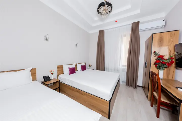 Standart uch kishilik xona — Centrum Hotel Tashkent, 4